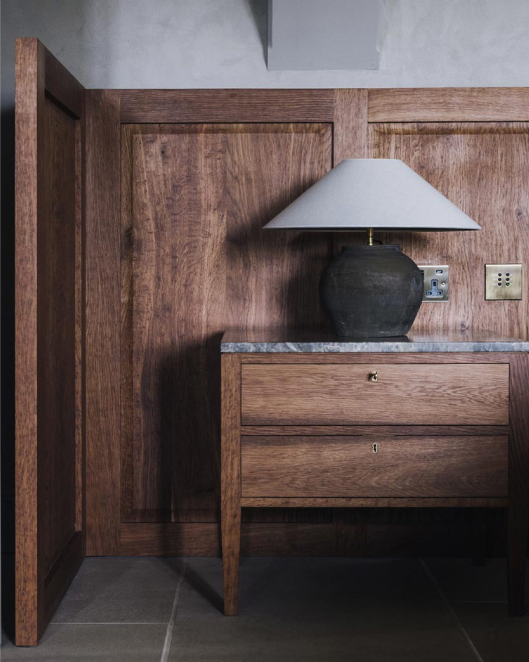 M011 Collageblock Lake Room Image 3