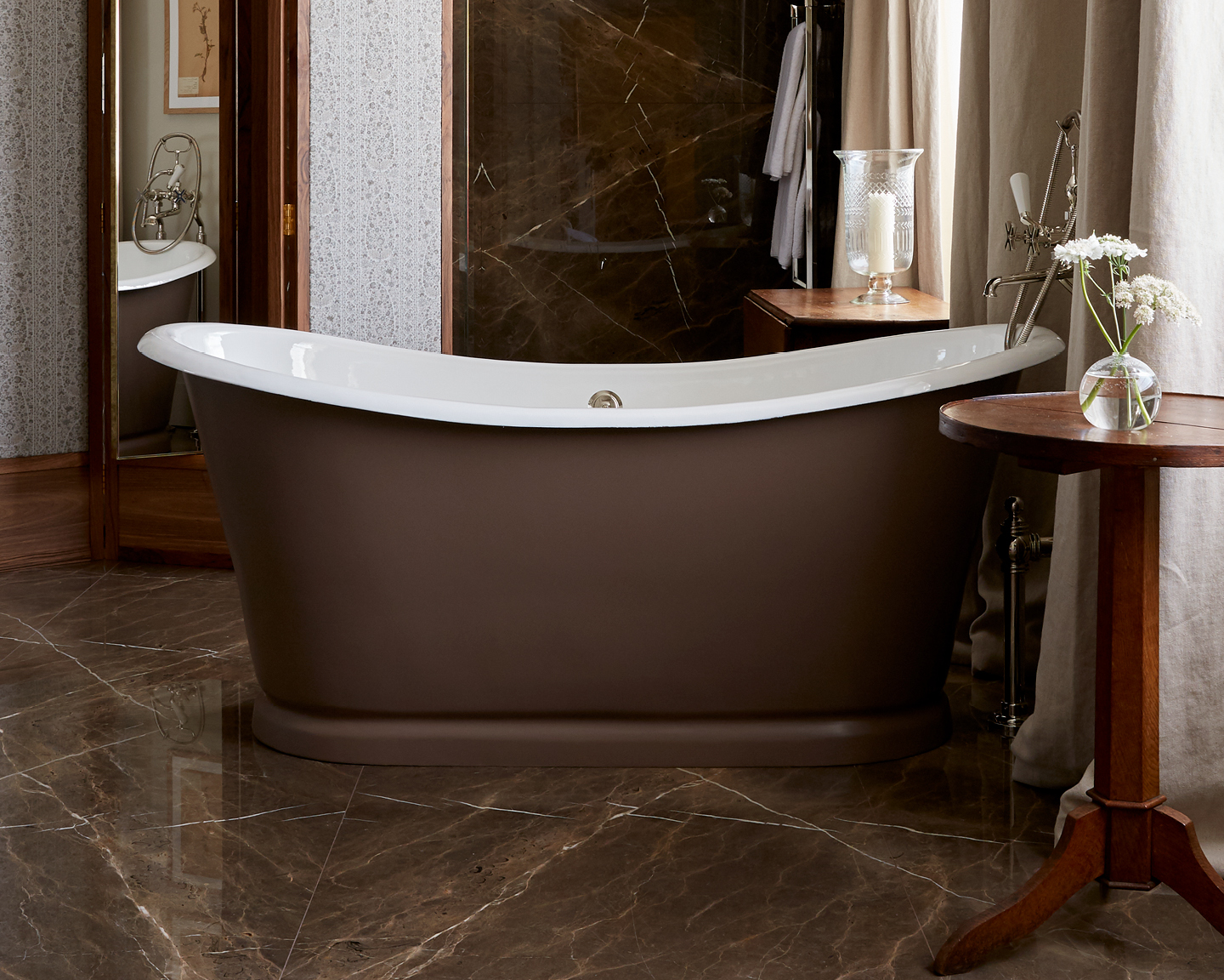 M011 Collageblock Ochre Room Image 1